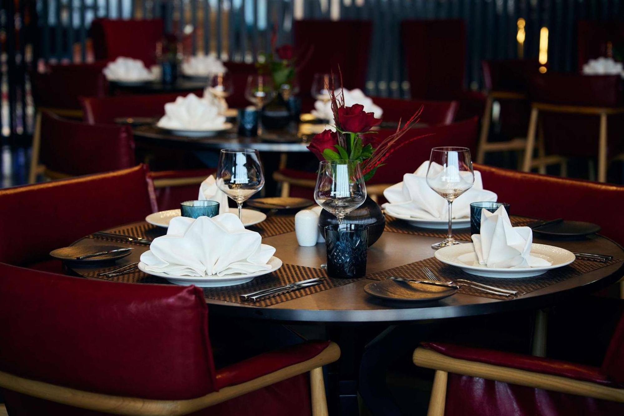 فندق Hilton كينشاسا المظهر الخارجي الصورة